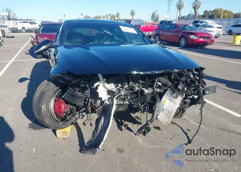 2018 Kia Optima Sx Turbo z USA, uszkodzony, nr VIN 5XXGV4L23JG206370